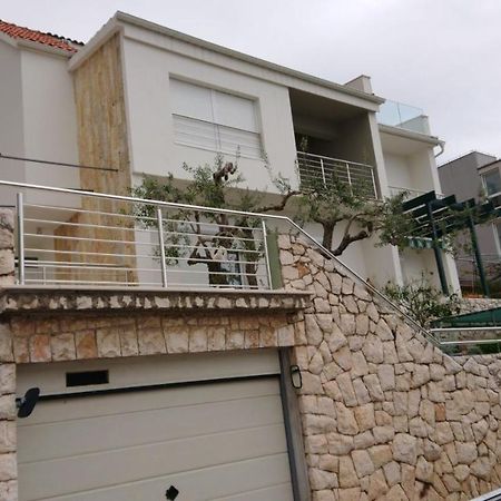 Apartment Sreta Omiš Extérieur photo