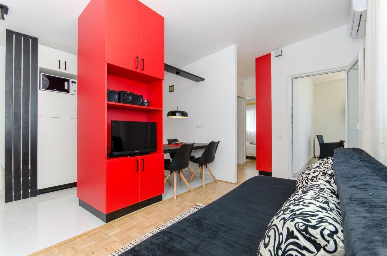 Apartment Sreta Omiš Extérieur photo
