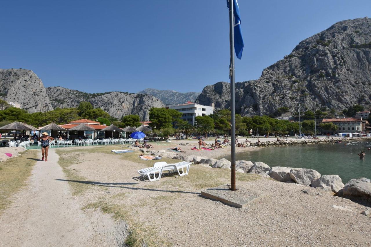 Apartment Sreta Omiš Extérieur photo