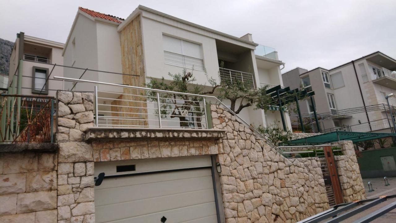 Apartment Sreta Omiš Extérieur photo
